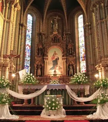 9 Strikingly Simple Ideas On Church Decoration For Wedding_image