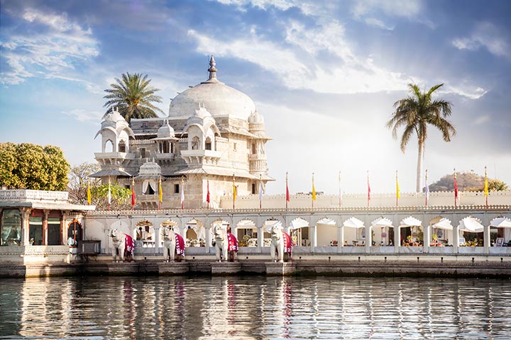 Udaipur Honeymoon Places In India In November