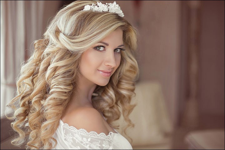 Voluminous-Curls-With-Tiara--bridal-hair-style