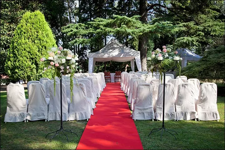 Wedding-Altar-Decorations-Gazebo-Goodness