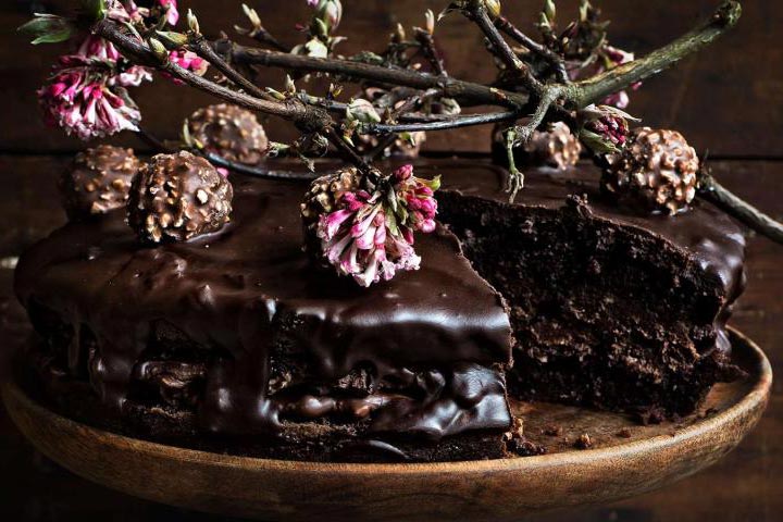 Chocolate Wedding Cakes That Are Simply Sinful