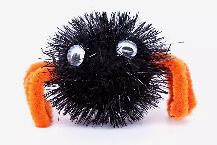 Spider Craft - Pompom Spider Craft