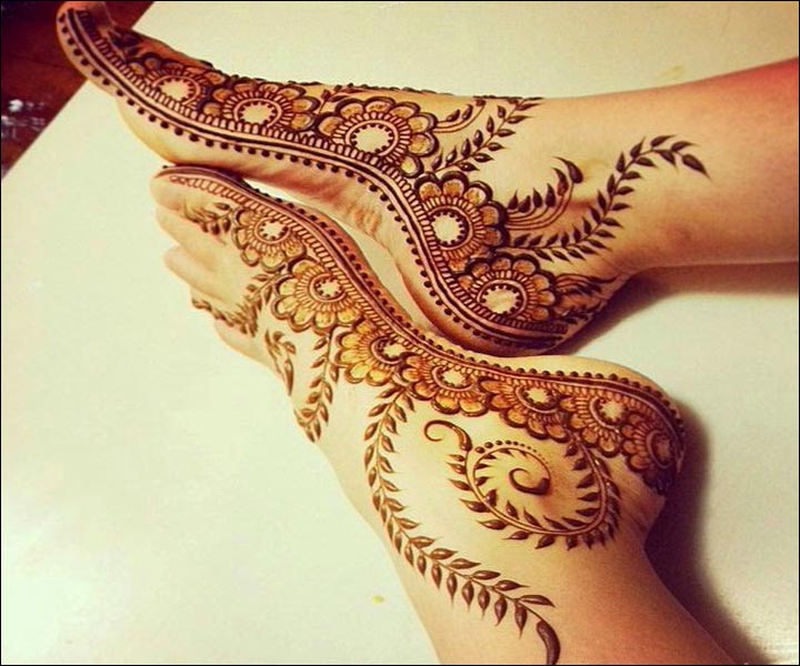 Shaded Mehndi Designs - Simple Yet Unique Design For The Feet