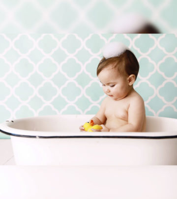 The Pros And Cons Of Traditional Bathing For Babies