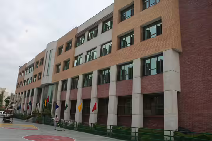 Amity International School, top school in East Delhi Amity International School, top school in East Delhi