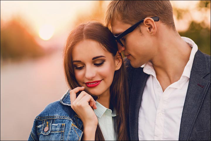 How To Make Your Boyfriend Love You More - Stay Pretty But Be Yourself