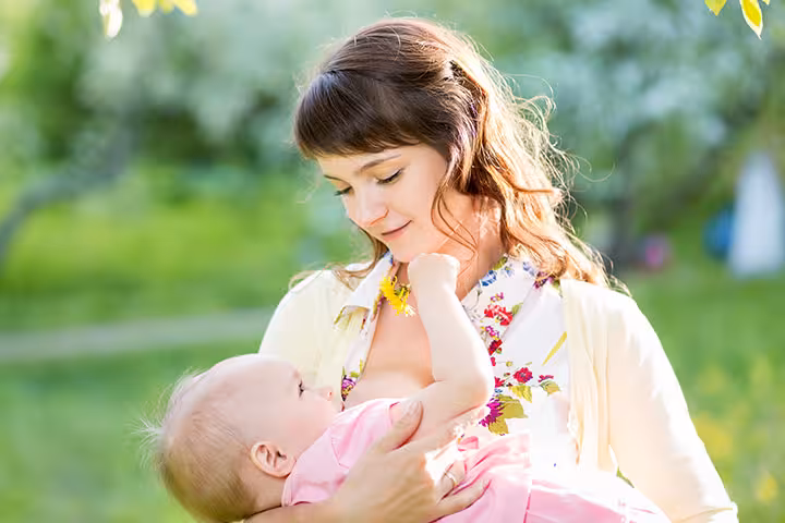 Can A breastfeeding Mom Dye Or Perm Her Hair Can A breastfeeding Mom Dye Or Perm Her Hair