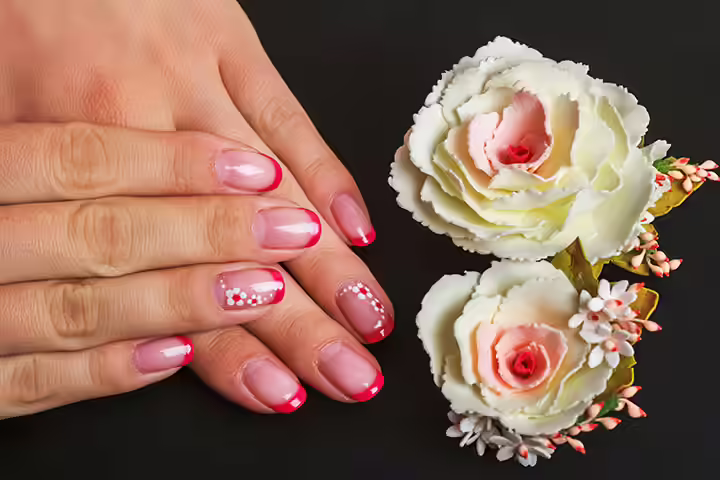 Floral Nail Art Floral Nail Art