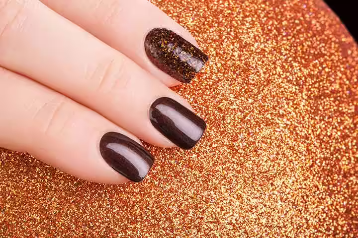 Glittery Nail Art Glittery Nail Art
