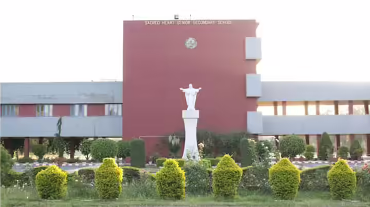 Sacred Heart School, best schools in Chandigarh Sacred Heart School, best schools in Chandigarh