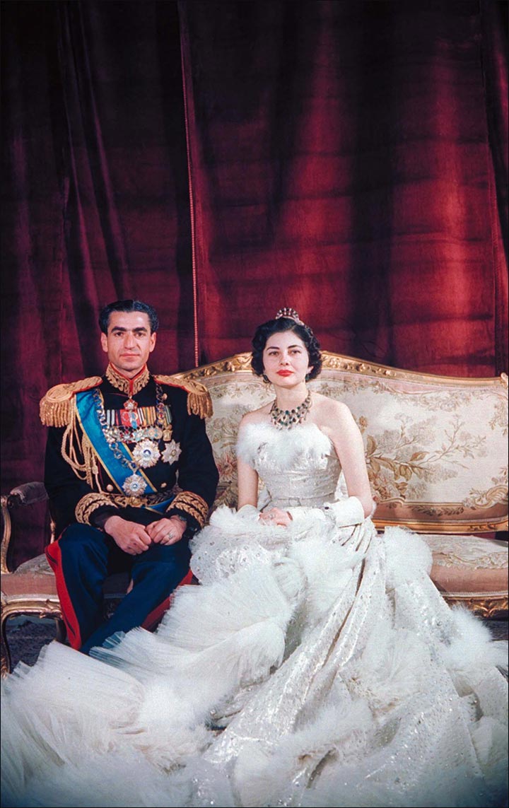 Royal Wedding Dresses - Shah Reza Palevi And Queen Soraya