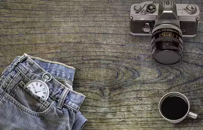 those buttons were placed on the jeans. those buttons were placed on the jeans.