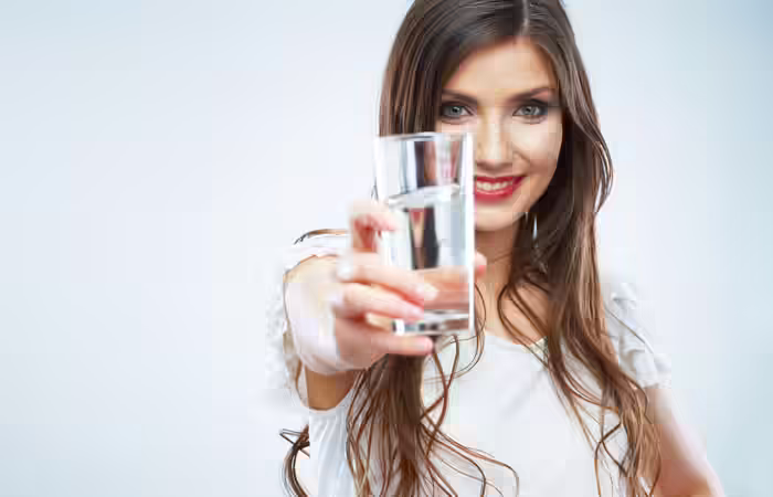 How To Wake Up Early In The Morning - Drink A Glass Of Water Before Sleeping Getting-Up-Early-In-The-Morning8