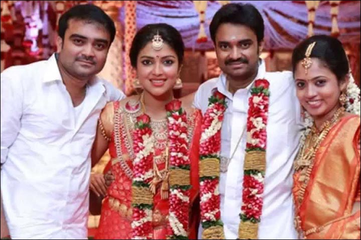 Amala Paul Marriage - Amala And Vijay Wedding Pics With Family