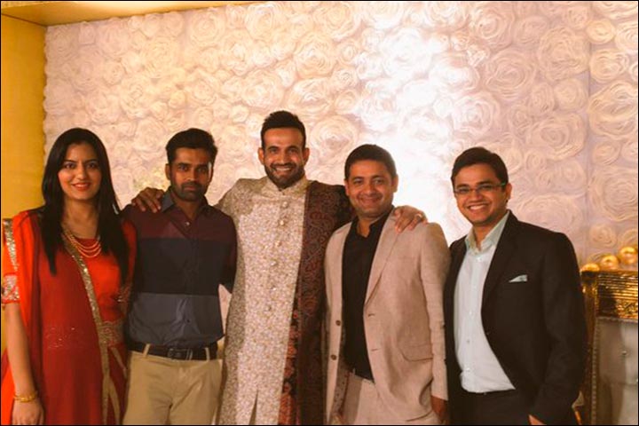 Irfan Pathan Marriage - Irfan Pathan With The Team 