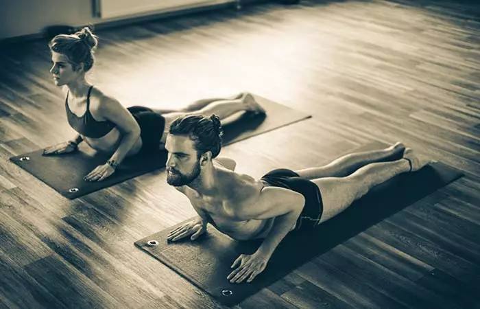 Bikram-Yoga-Vs.-Hot-Yoga1