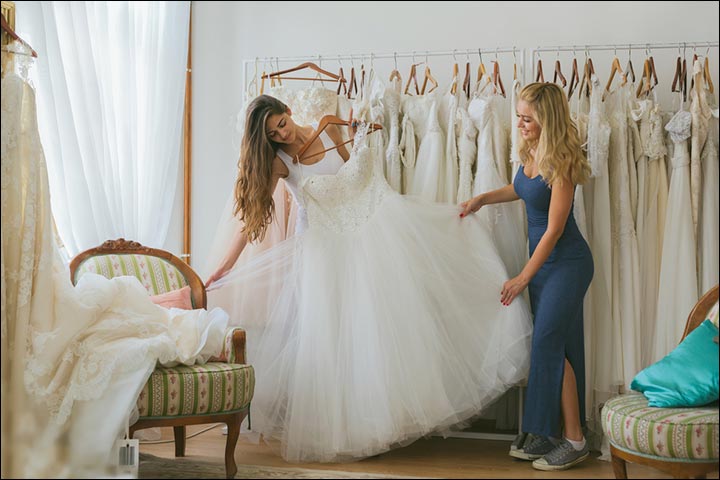 How To Choose A Wedding Dress - Don'ts