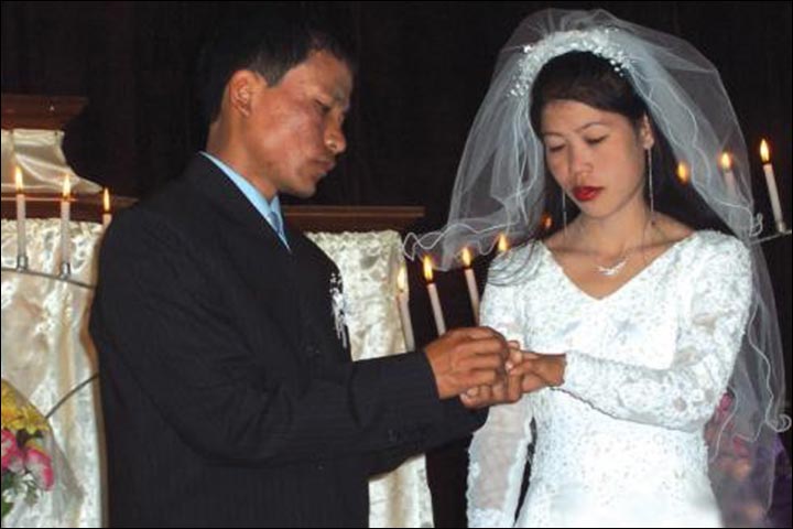 Mary Kom's Marriage - Mary Weds Karung 