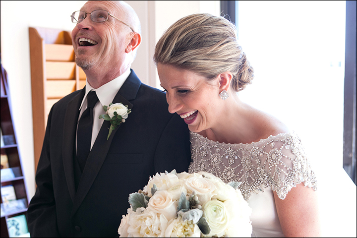 The-Bride-&-Father-must-have-wedding-photos-you-dont-want-to-miss