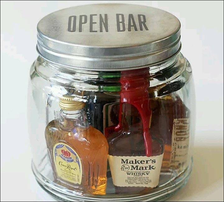 Mini-Bar-in-a-Jar--grooms-gifts