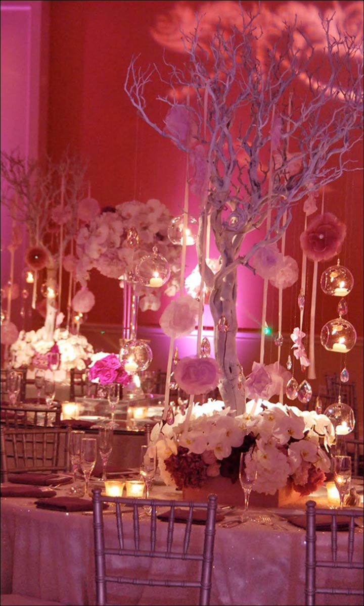 Tree-Branch-With-Candles-Centerpiece-great wedding centerpieces