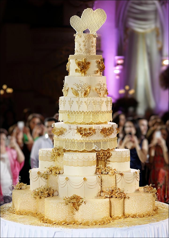 Wedding DIY's Brides Should Avoid -cakes-