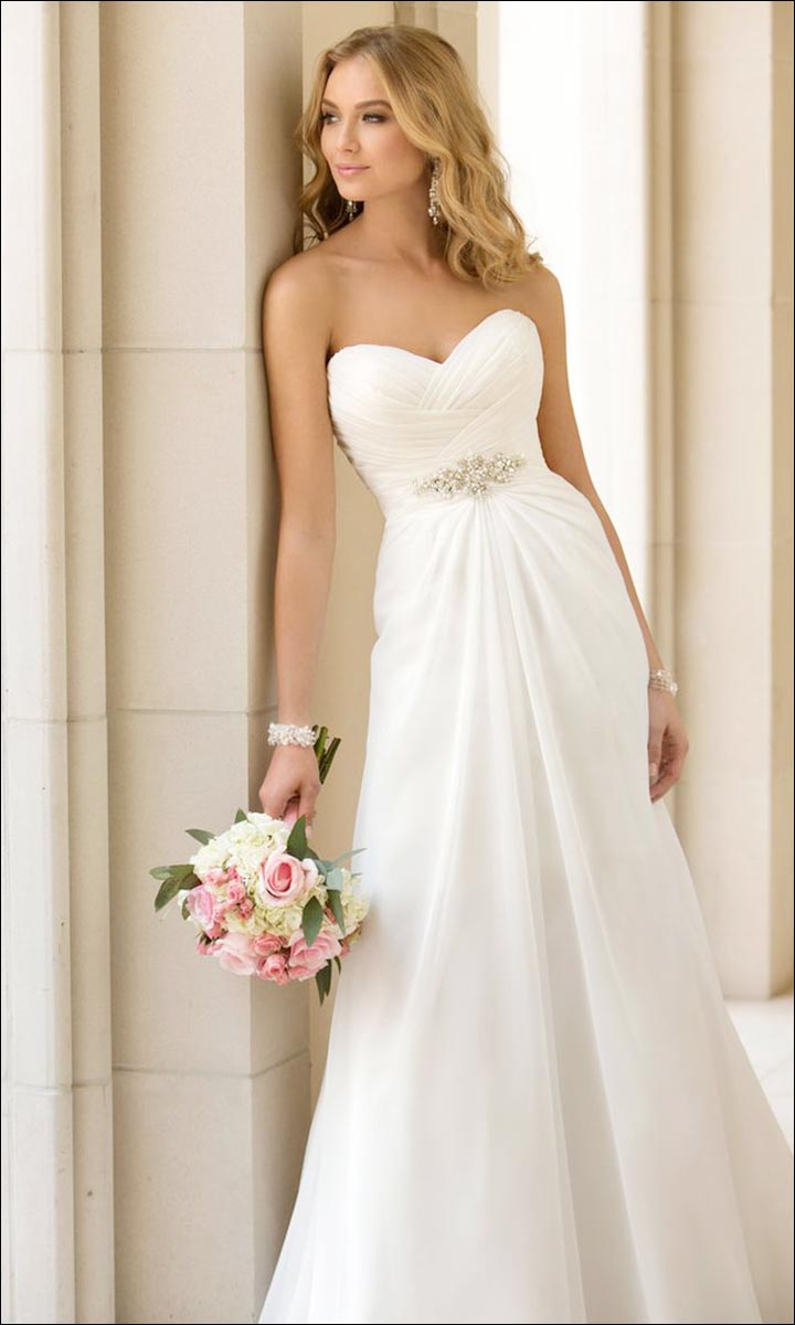 wedding dress neckline - sweet-heart