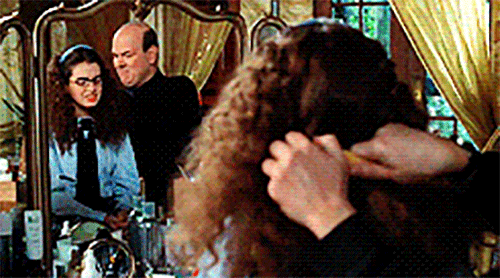 The-Many-Ways-Your-Thick-Curly-Hair-Made-You-Cry1