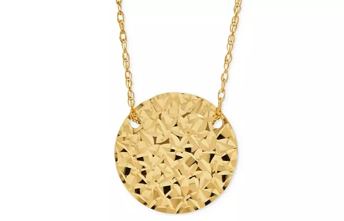 Patterned disk pendant gold necklace