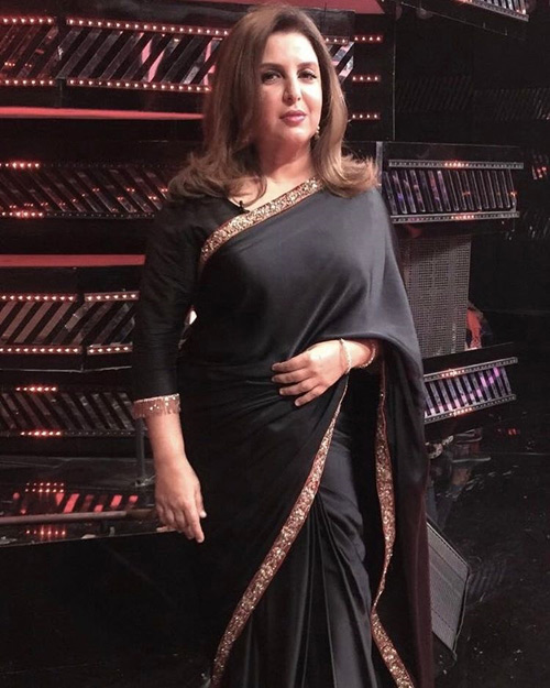 Farah-Khan’s-Charcoal-Black-Saree