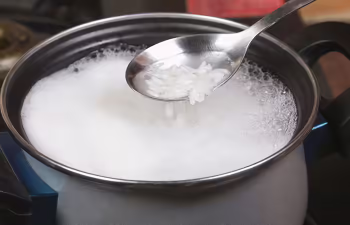 They-Say-‘Rice-Makes-You-Fat,'-But-This-One-Simple-Trick-Can-Fix-That1