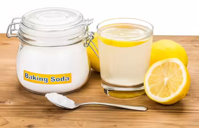 2. Baking Soda And Lemon Juice