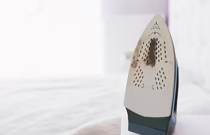 5. Cleaning The Surface Of The Iron