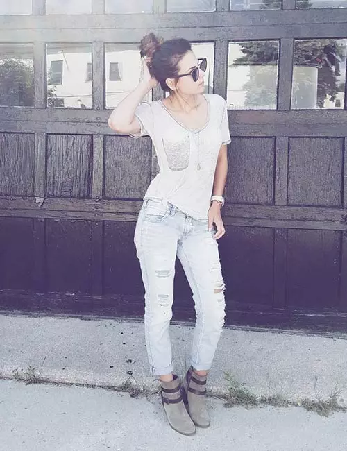 5. Distressed Boyfriend Jeans With A Plain Top