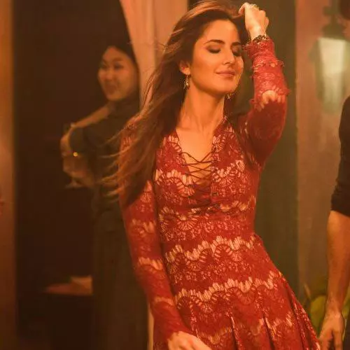 7. Katrina’s Red Lace Dress In Fitoor