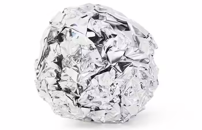 5. Remove Static Electricity From Clothes