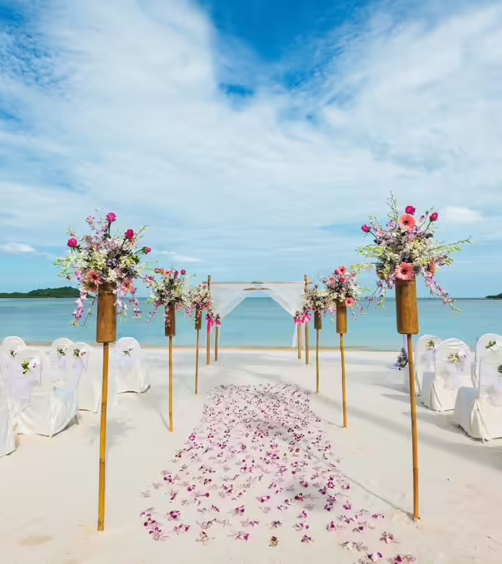What To Wear To A Beach Wedding - Dos And Don’ts