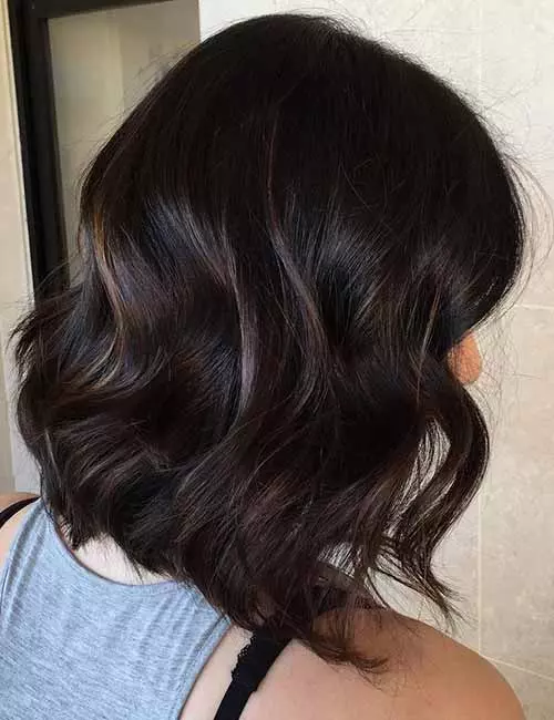 14. Dented Curls Layered Bob