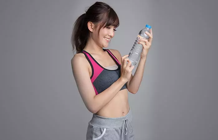 How To Lose Water Weight - Drink Adequate Water