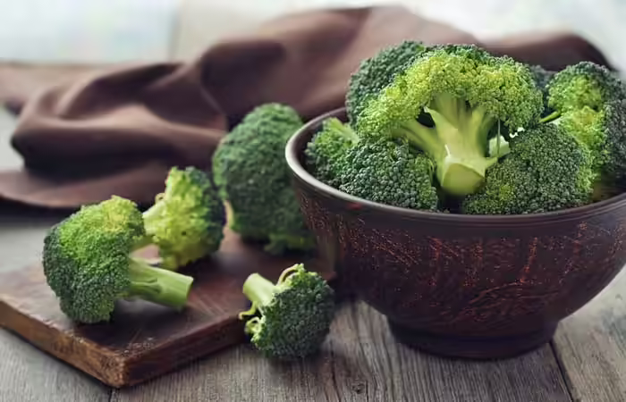 2. Leafy Greens & Vegetables