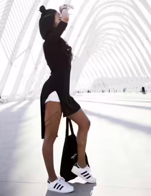Sneakers With An Asymmetrical Top What Shoes To Wear With Shorts - Sneakers With An Asymmetrical Top
