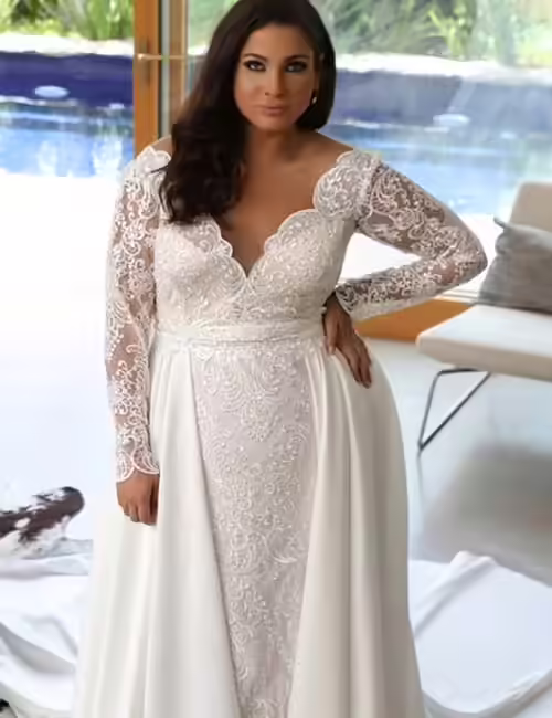 Full Sleeves Dress In Chantilly Lace And Satin Plus Size Wedding Dresses - Full Sleeves Dress In Chantilly Lace And Satin