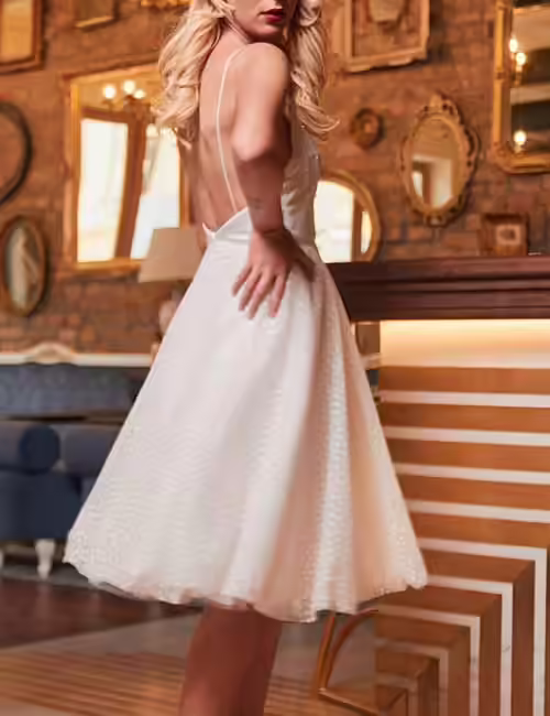 9. Short Backless Chiffon Dresses