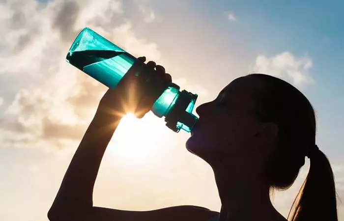 4. Drink More Water, Eat Less Automatically