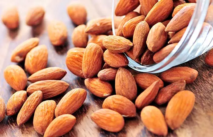 6. Almonds Are Rich In Calcium