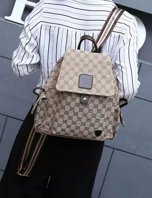 8. Gucci Petite Shoulder Bag