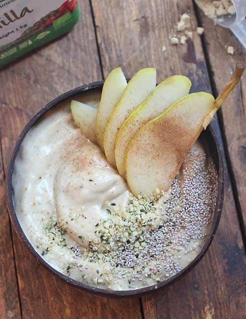 Vanilla Banana Pear Smoothie High-Protein Breakfast - Vanilla Banana Pear Smoothie
