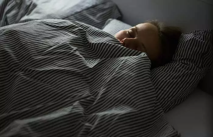 Stop Nighttime Eating - Get Enough Sleep