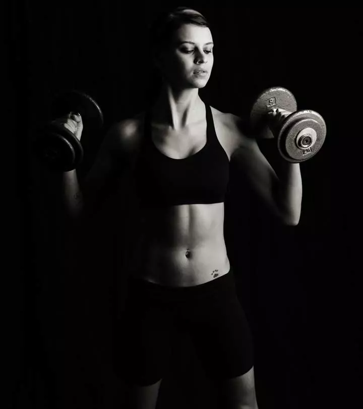 15 Benefits Of Lifting Weights For Women – A Beginner’s Guide