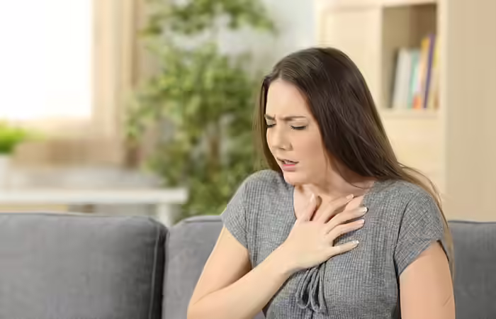 2. Dry Cough And Suffocation